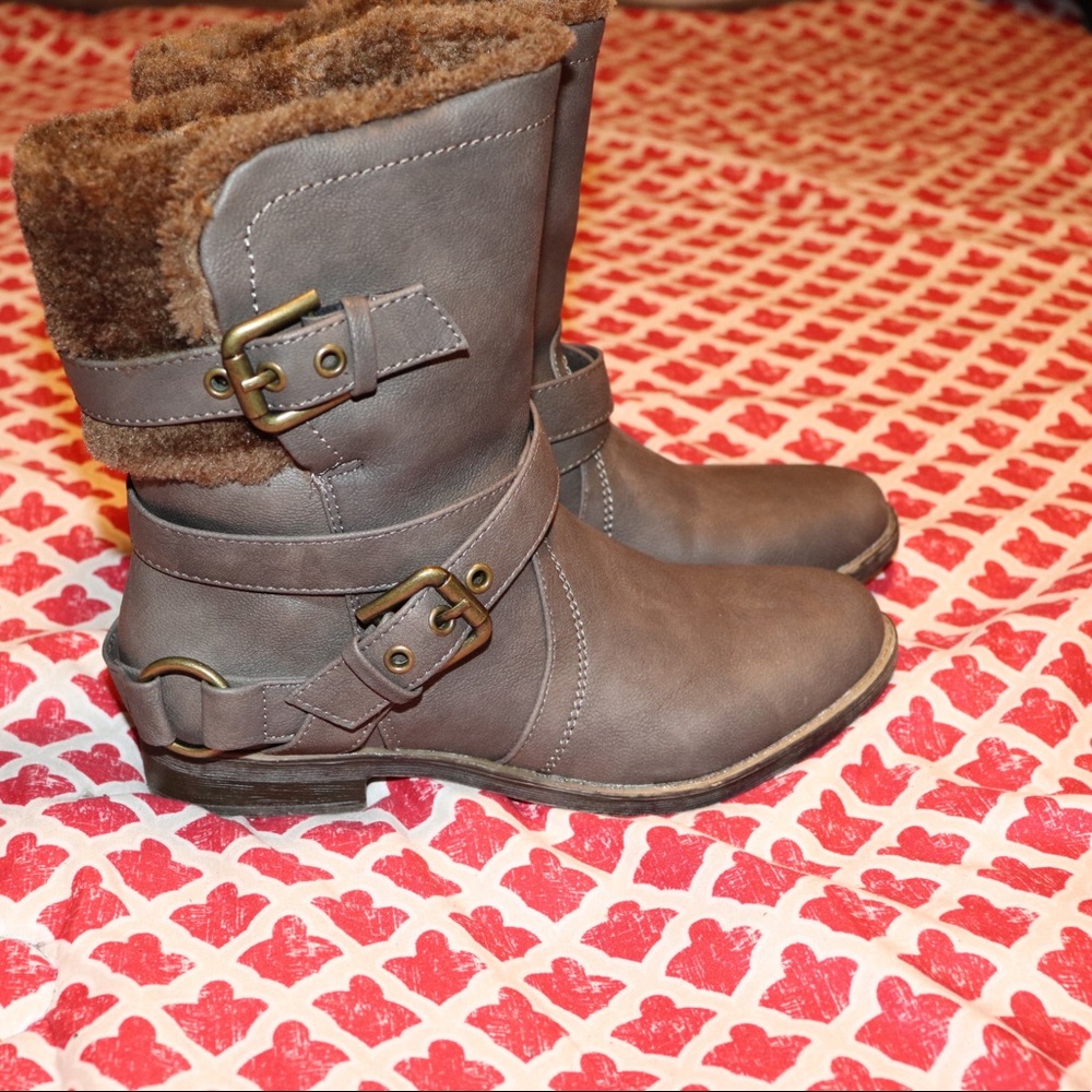 JustFab Boots!!